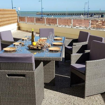 Appartement Vue Sur Mer Et Port Grandcamp-Maisy Eksteriør billede