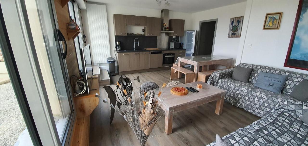 Appartement Vue Sur Mer Et Port Grandcamp-Maisy Eksteriør billede